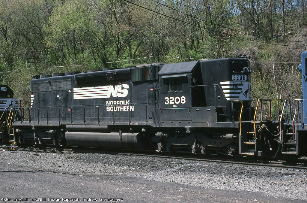 NS 3208
